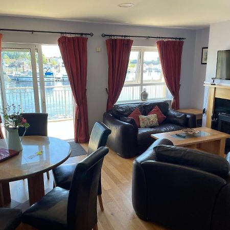 Five Bedroom Waterfront House Carrick on Shannon Екстериор снимка